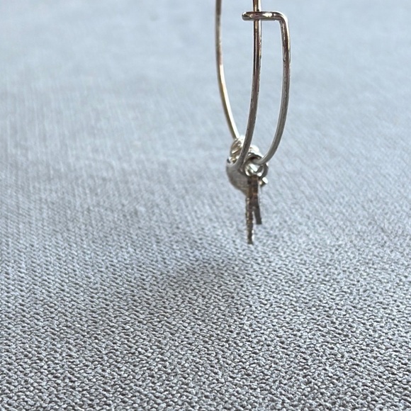 Alex & Ani Hello Kitty Christmas charm bracelet edition - Picture 6 of 8